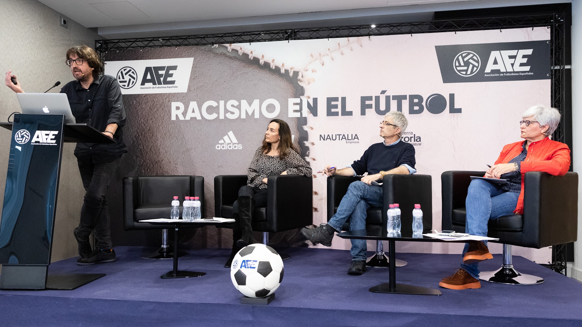 Jornada - Racismo en el fútbol